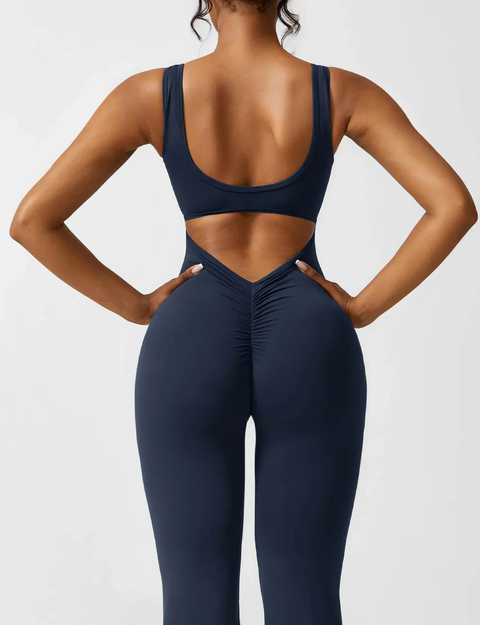 Elena Flared Jumpsuit met V-Rug en Shaping Fit voor Dames - Image 17
