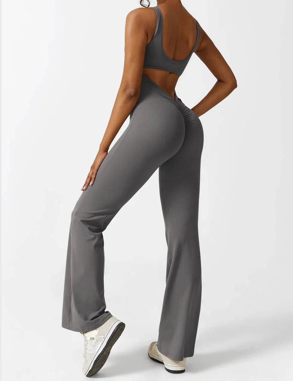 Elena Flared Jumpsuit met V-Rug en Shaping Fit voor Dames - Image 26