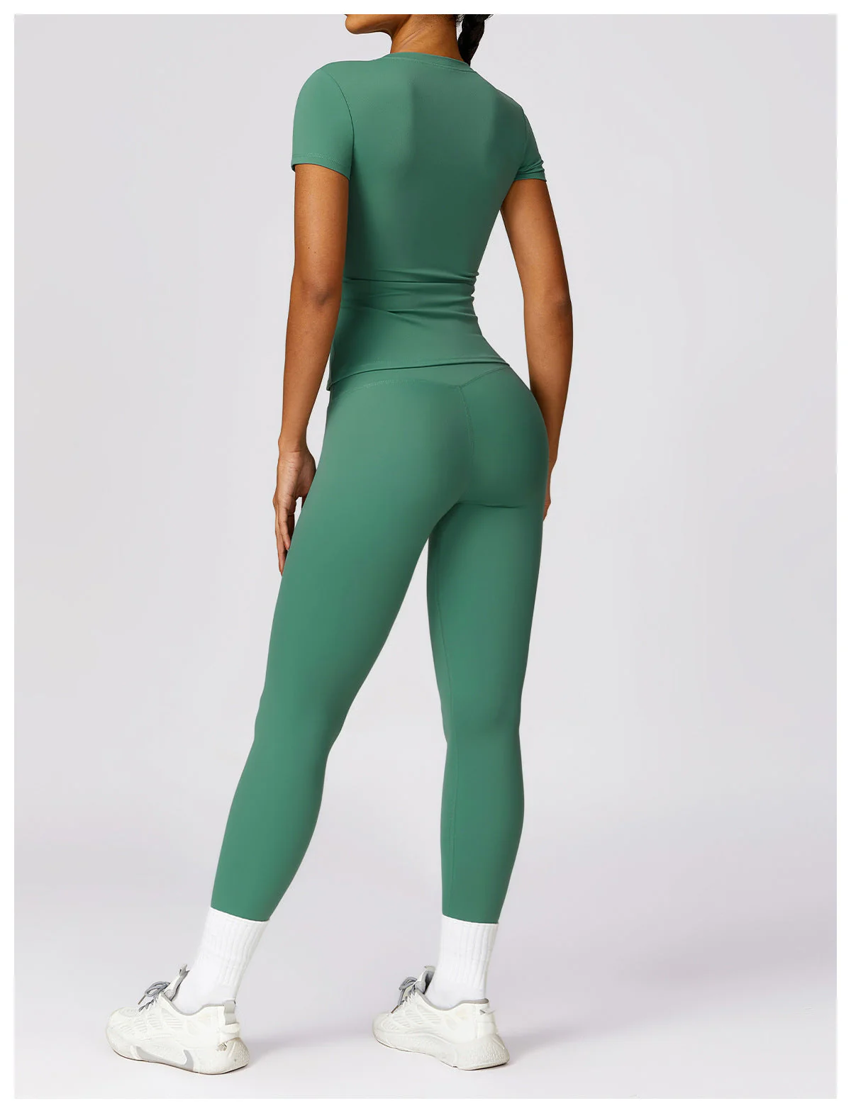 Gabriella - 2-Delig Shaping Gym Set met Korte Mouwen - Image 13